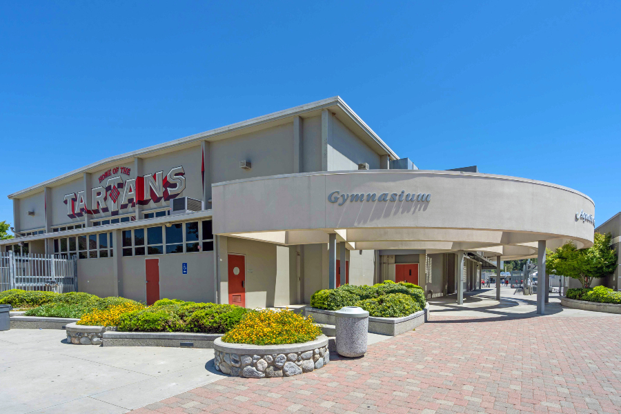 exterior view of the Glendora High School gymnasium