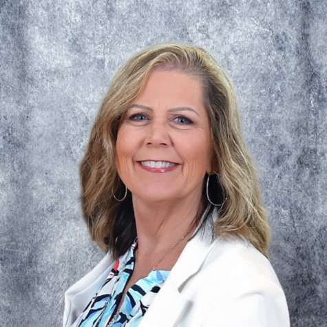 headshot of Dawn Brewster